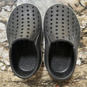 Toddler Size 5 Native Shoes, Miles